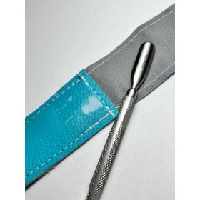 Bőrfeltoló-, és kaparó Tokkal